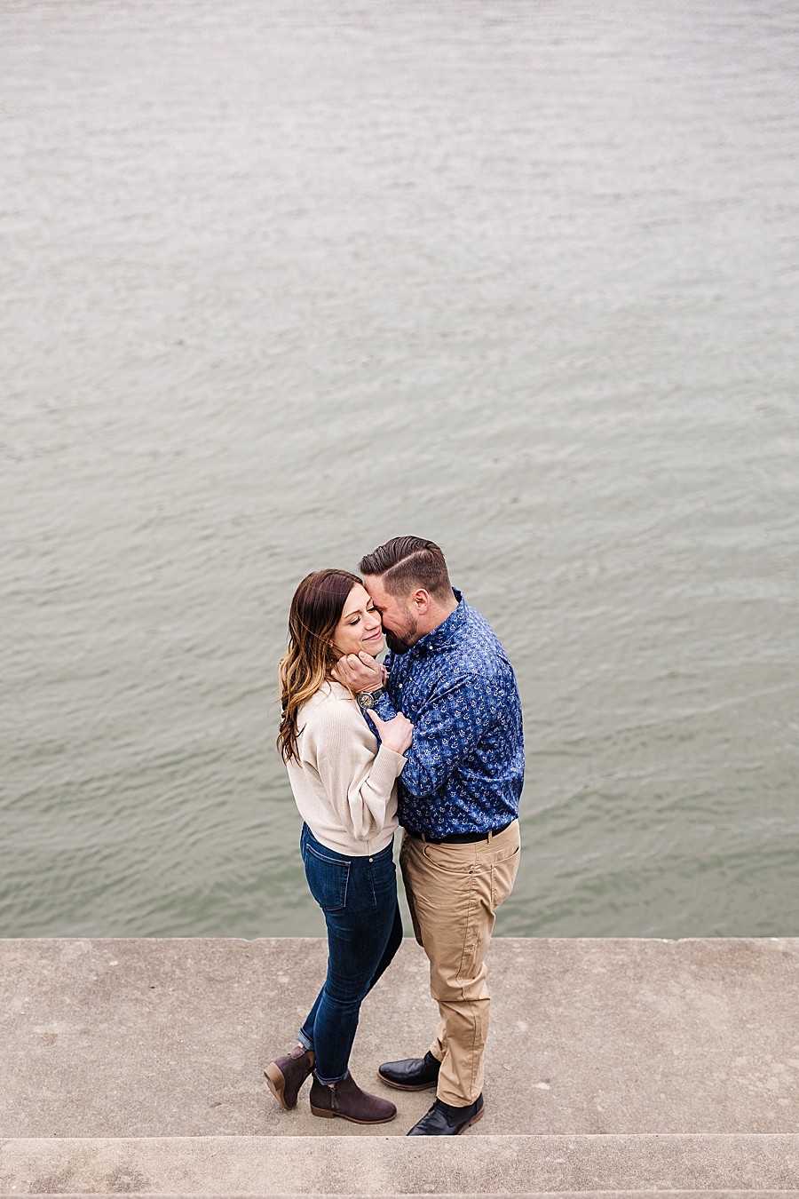 tennessee river at urban engagement session