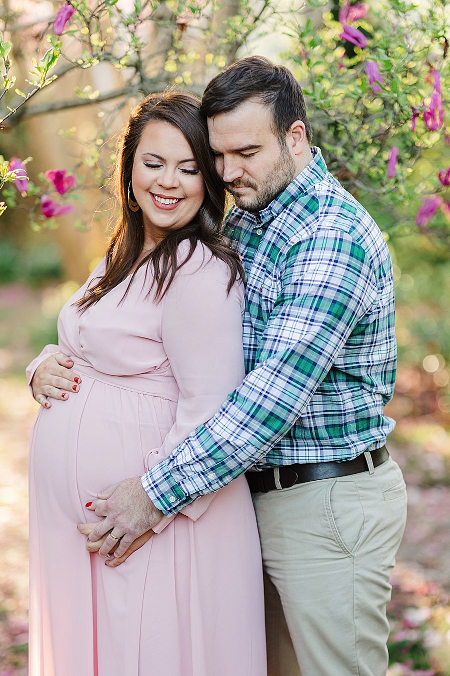 parents to be at ut gardens maternity session