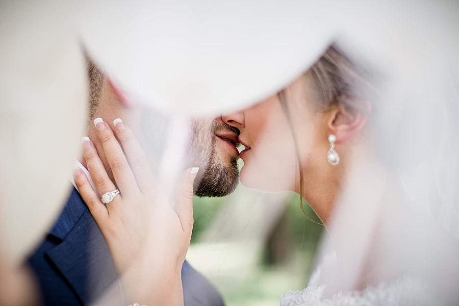 Kissing between balloons at these 2017 favorite weddings by Knoxville Wedding Photographer, Amanda May Photos.