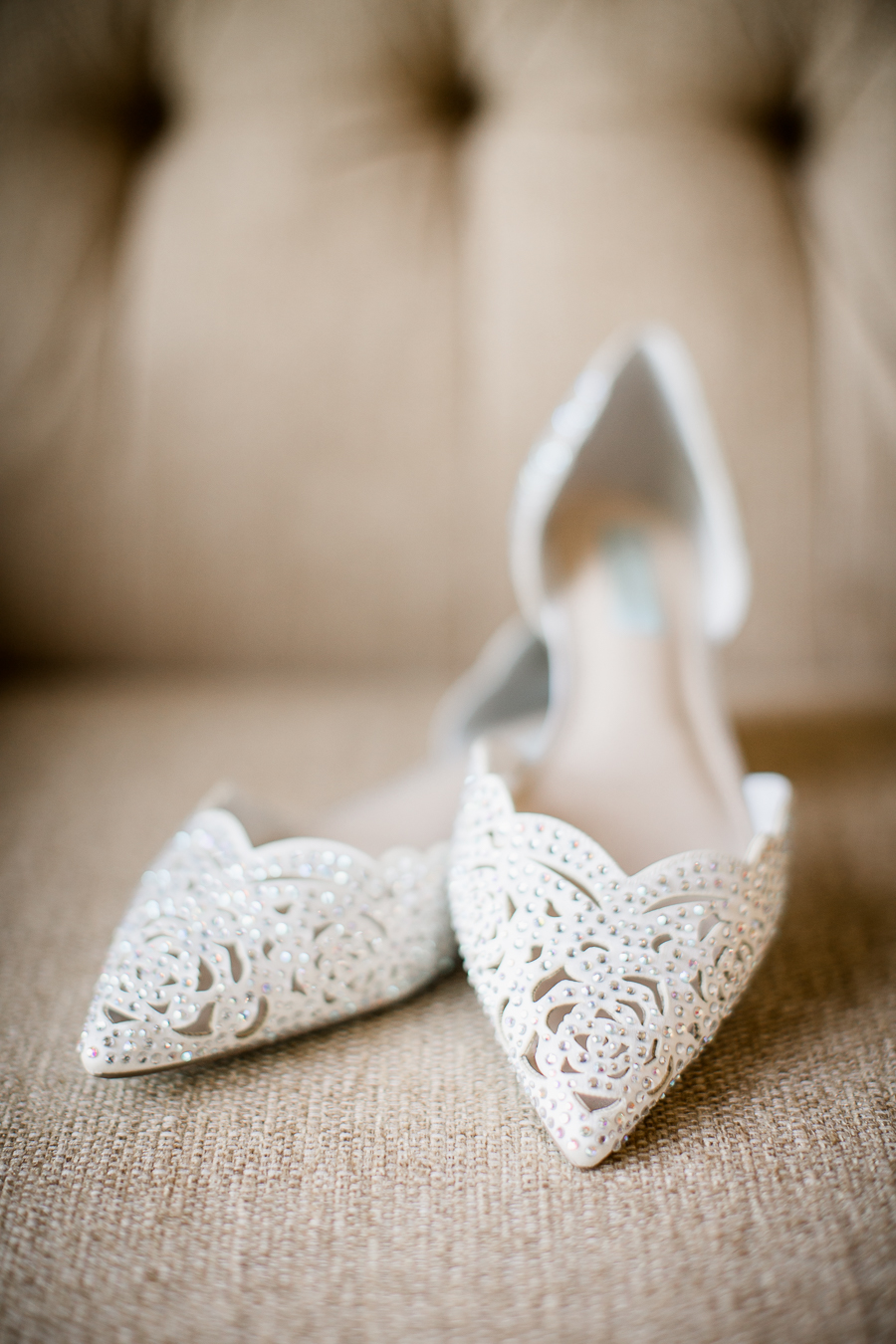 White, flat wedding shoes at these 2017 favorite weddings by Knoxville Wedding Photographer, Amanda May Photos.