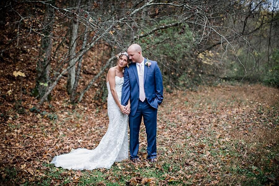 Her head resting on his shoulder at these 2017 favorite weddings by Knoxville Wedding Photographer, Amanda May Photos.