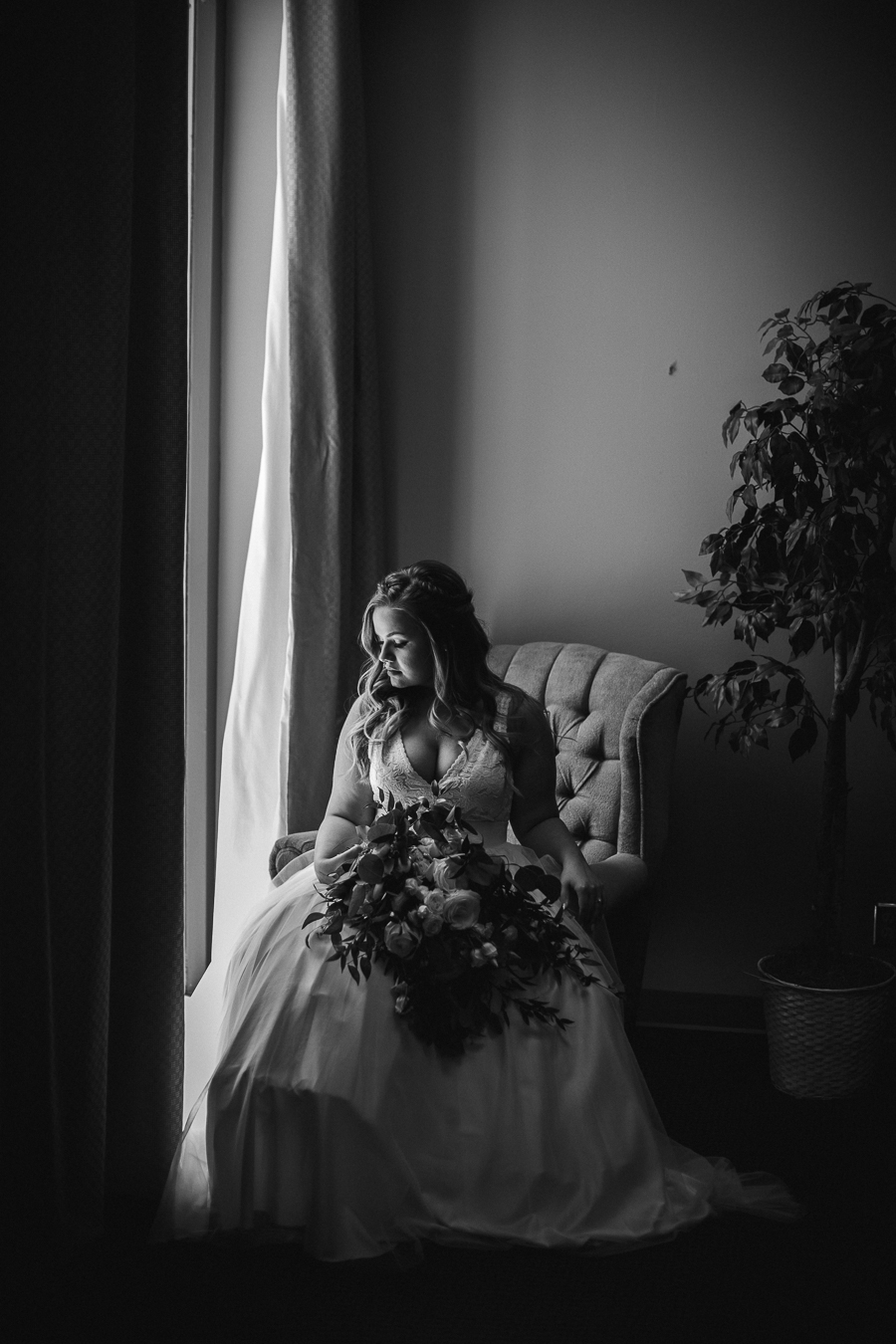 Black and white window light at these 2017 favorite weddings by Knoxville Wedding Photographer, Amanda May Photos.