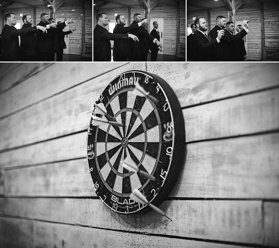 Playing darts at these 2017 favorite weddings by Knoxville Wedding Photographer, Amanda May Photos.