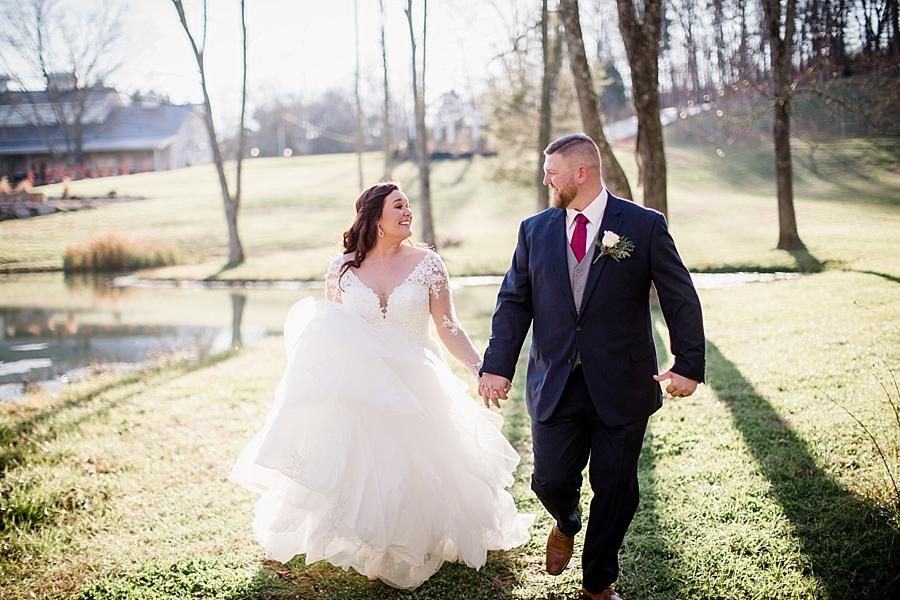 Running in the sunlight at these 2017 favorite weddings by Knoxville Wedding Photographer, Amanda May Photos.