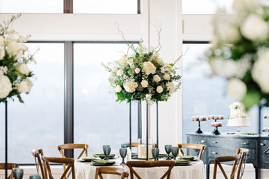 centerpiece at winter trillium wedding reception