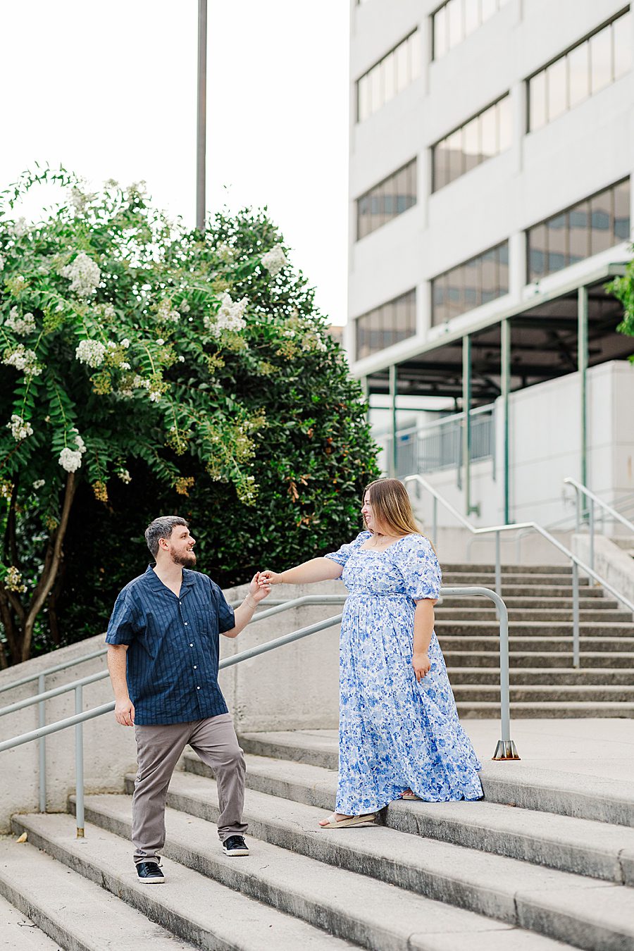 engagement session in downtown knoxville