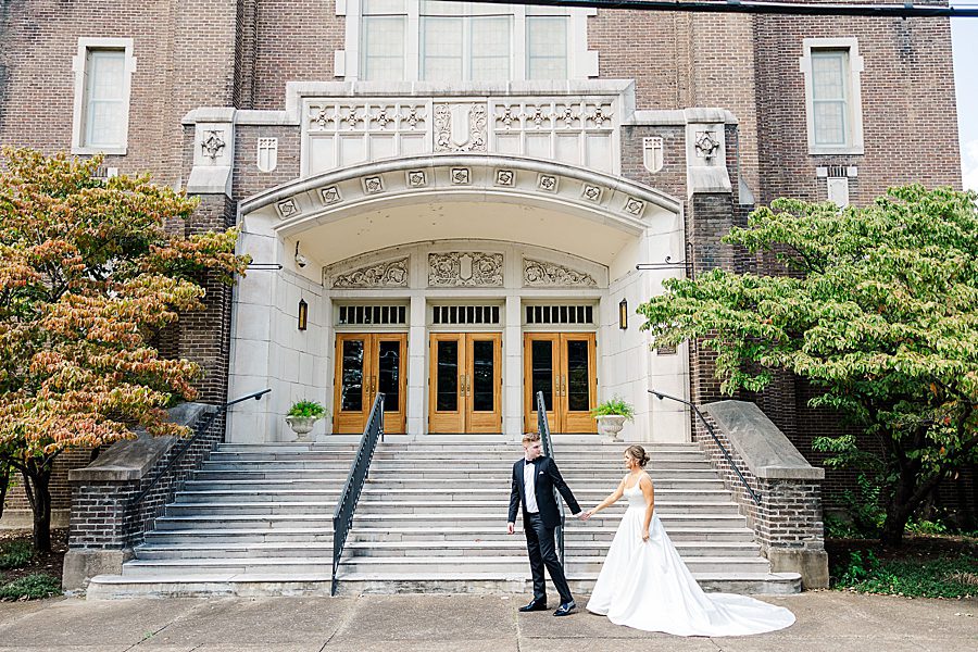 portraits at summer press room wedding