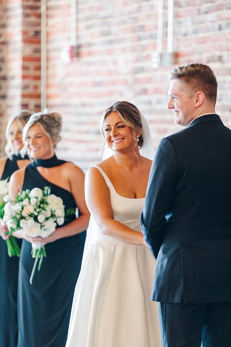 getting married at summer press room wedding