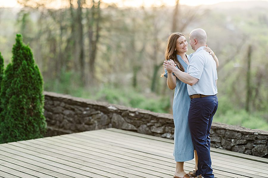 couple dancing at spring engagement at knoxville botanical