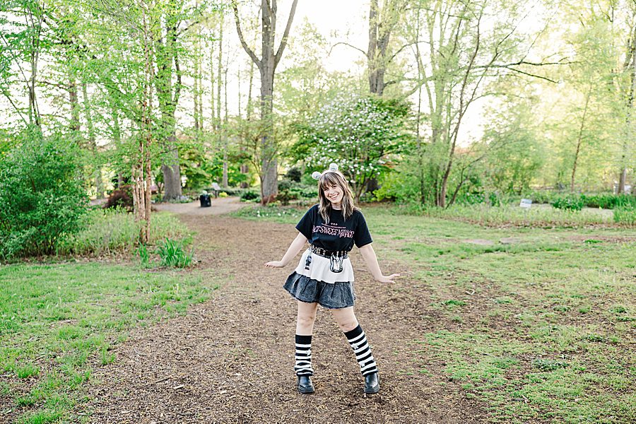 girl at ut gardens senior session