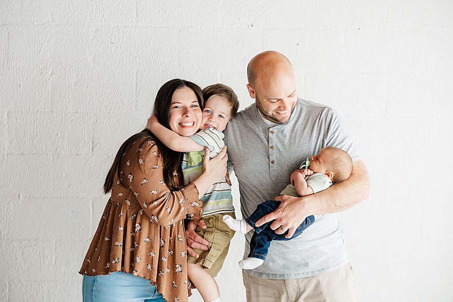 family of four at six week session