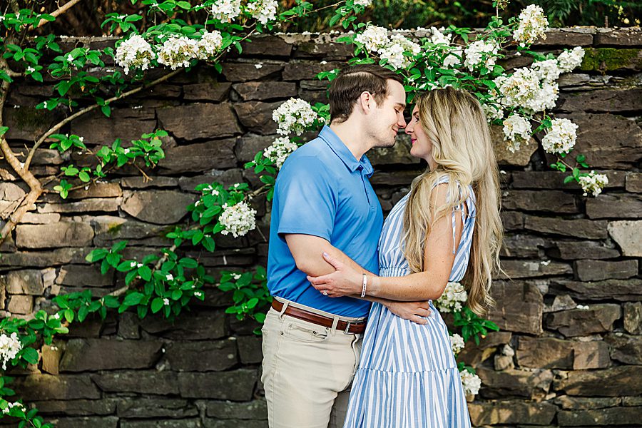 couple at spring engagement at knoxville botanical