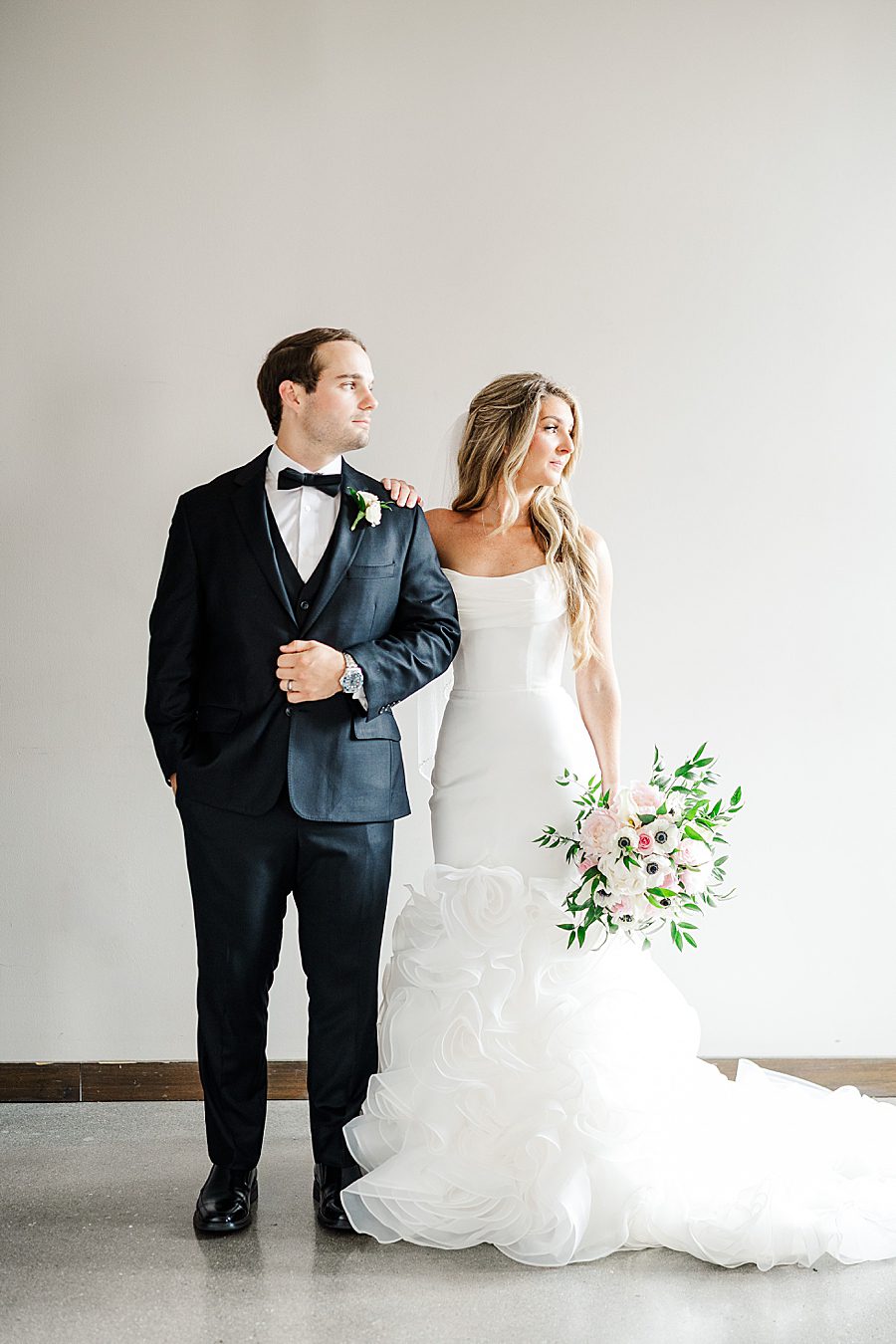editorial style portraits before summer press room wedding
