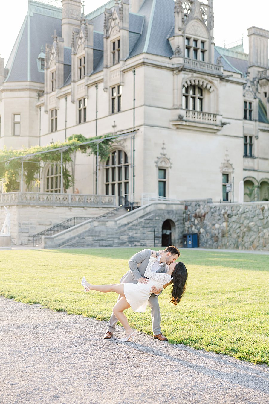 golden hour at biltmore estate engagement session