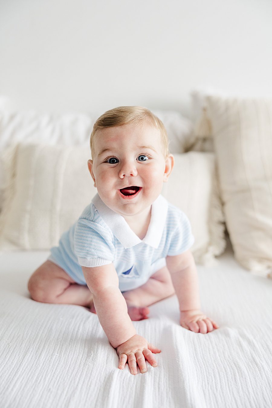 6 month old at white room family session