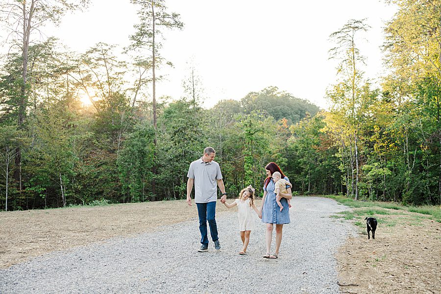 family of 4 at golden hour