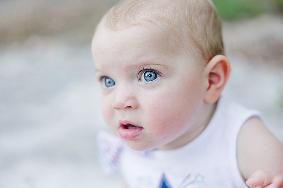 bay girl with blue eyes