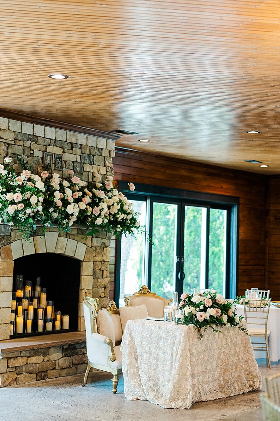 The sweetheart table at Julianna Wedding by Amanda May Photos