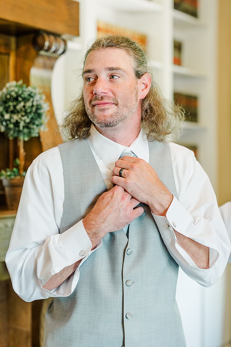 Rainbow at Castleton Farms Wedding by Amanda May Photos
