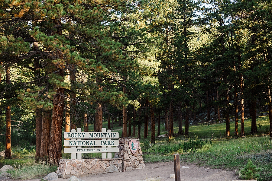 The sign in the Rocky Mountain National Park by Knoxville Wedding Photographer, Amanda May Photos.
