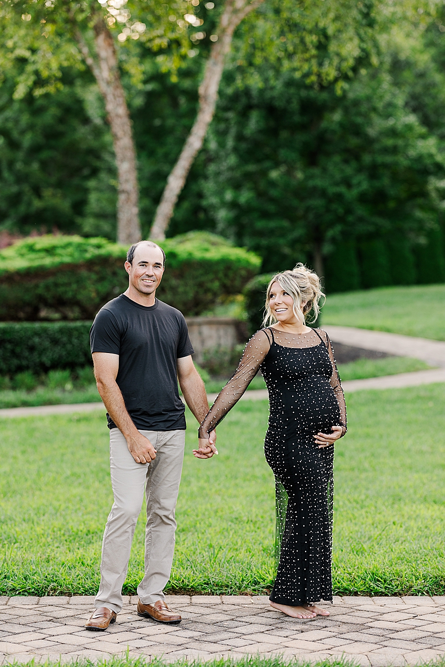 couple in black at castleton farms maternity session