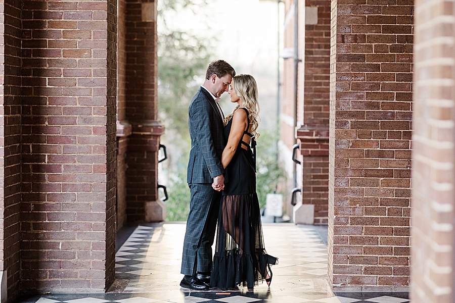 Downtown Knoxville winter engagement