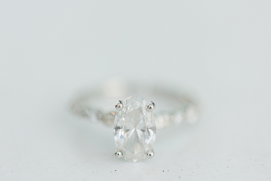 oval diamond ring at downtown knoxville winter engagement