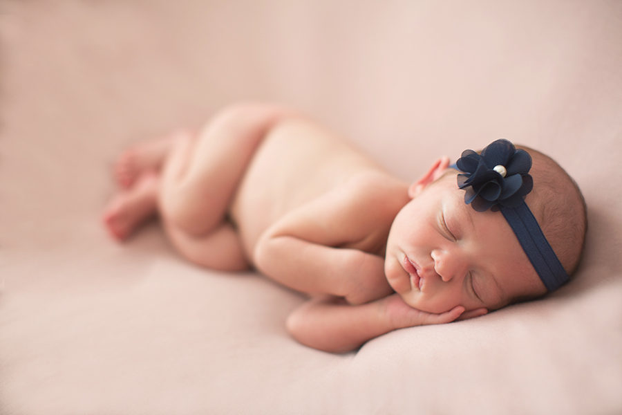 Navy blue bow at this American Flag newborn session by Knoxville Wedding Photographer, Amanda May Photos.
