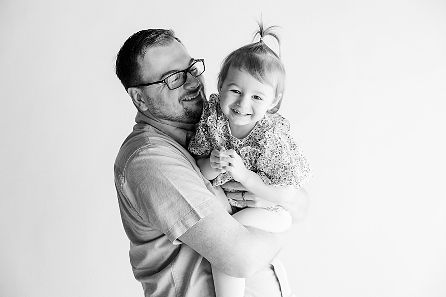 dad and daughter at highlight studio maternity session
