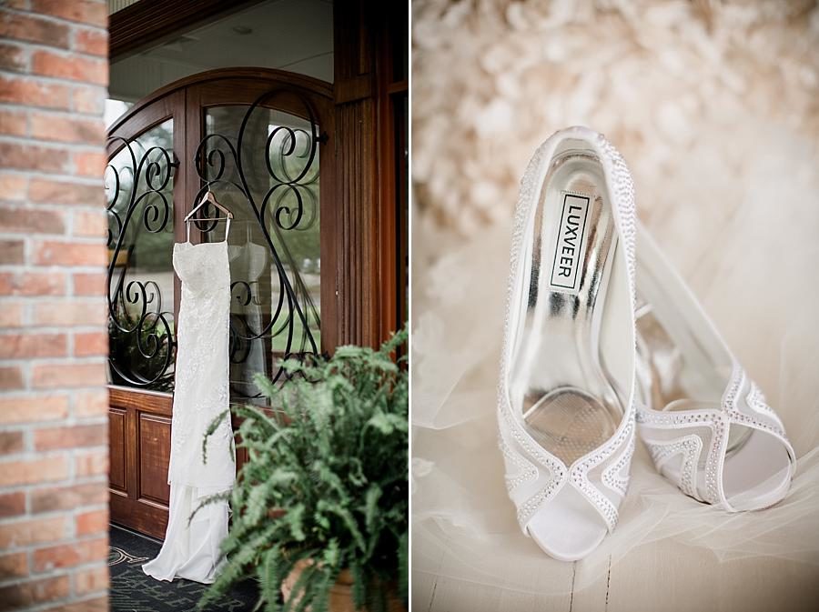 Luxveer shoes at this Wedding at Hunter Valley Farm by Knoxville Wedding Photographer, Amanda May Photos.