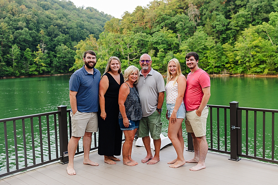 family pictures at norris lake