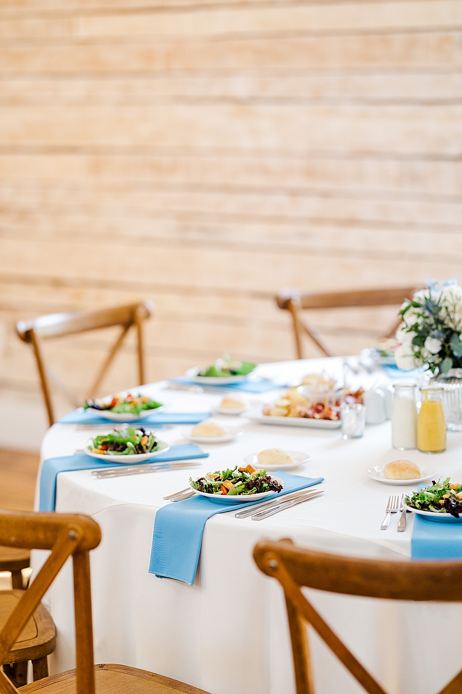 Table setting at wedding by Amanda May Photos