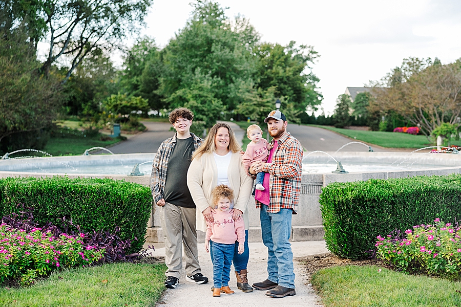 family of 5 at sequoyah hills park