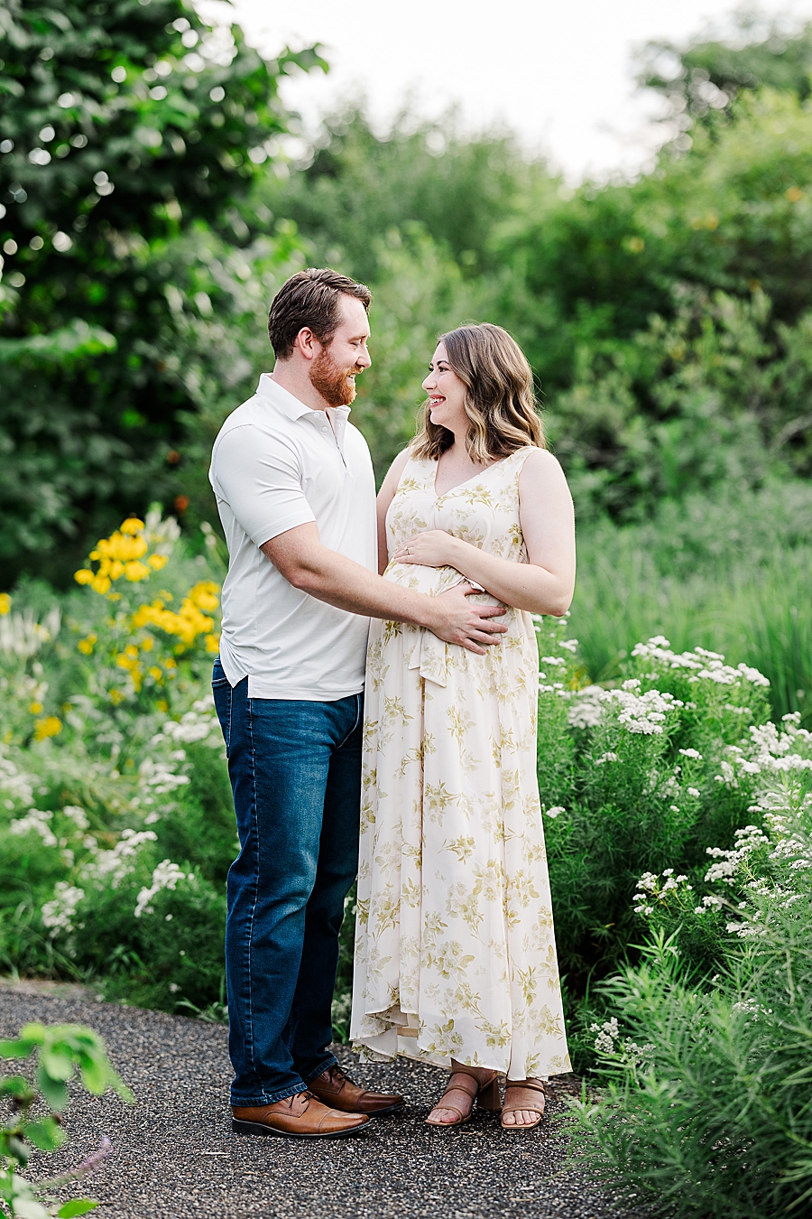 pregnant couple at seven islands maternity