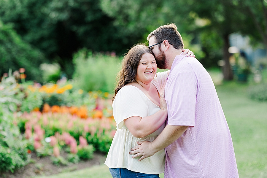 hot summer ut gardens engagement