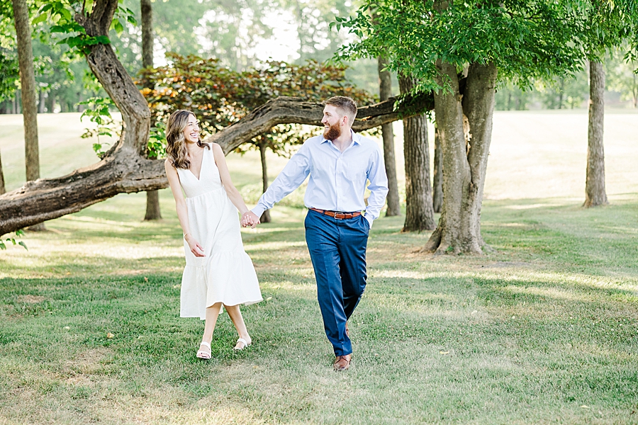 engagement session at sunny marblegate farm