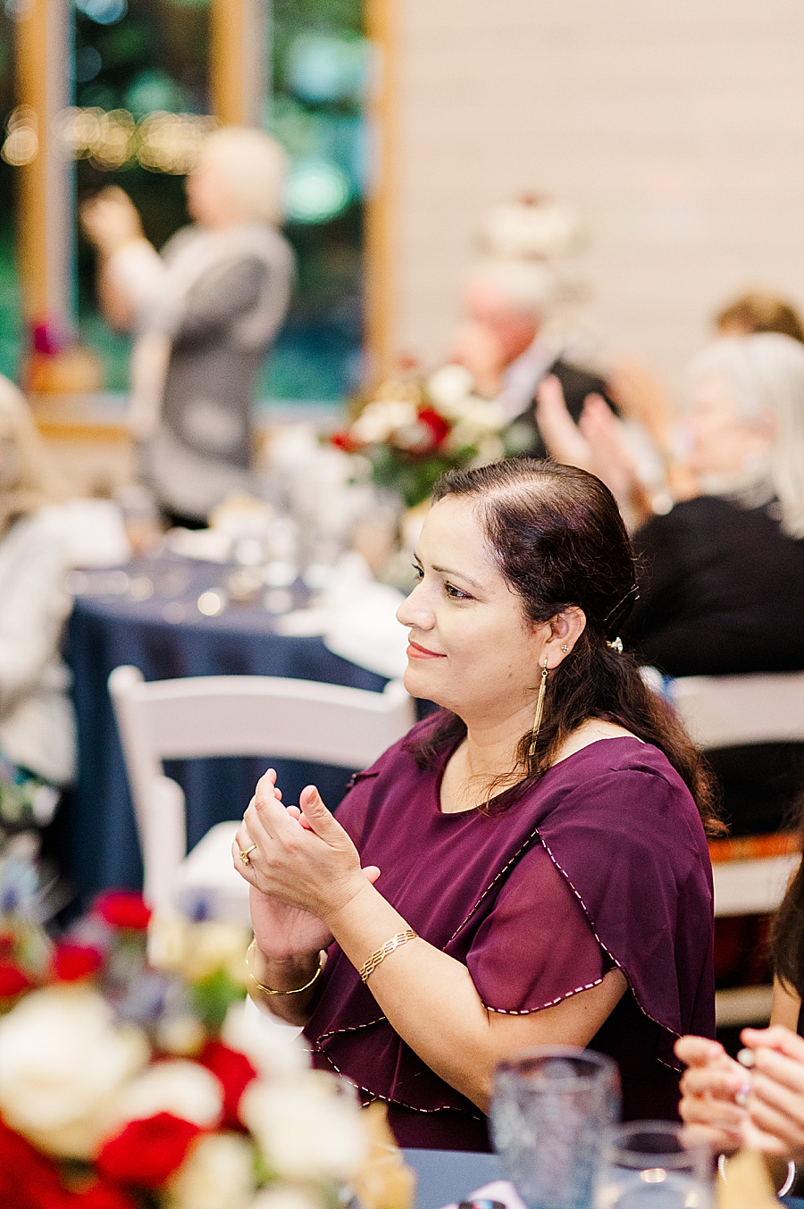 guest clapping after first dance