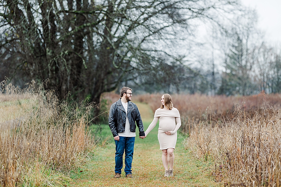 couple holding hands